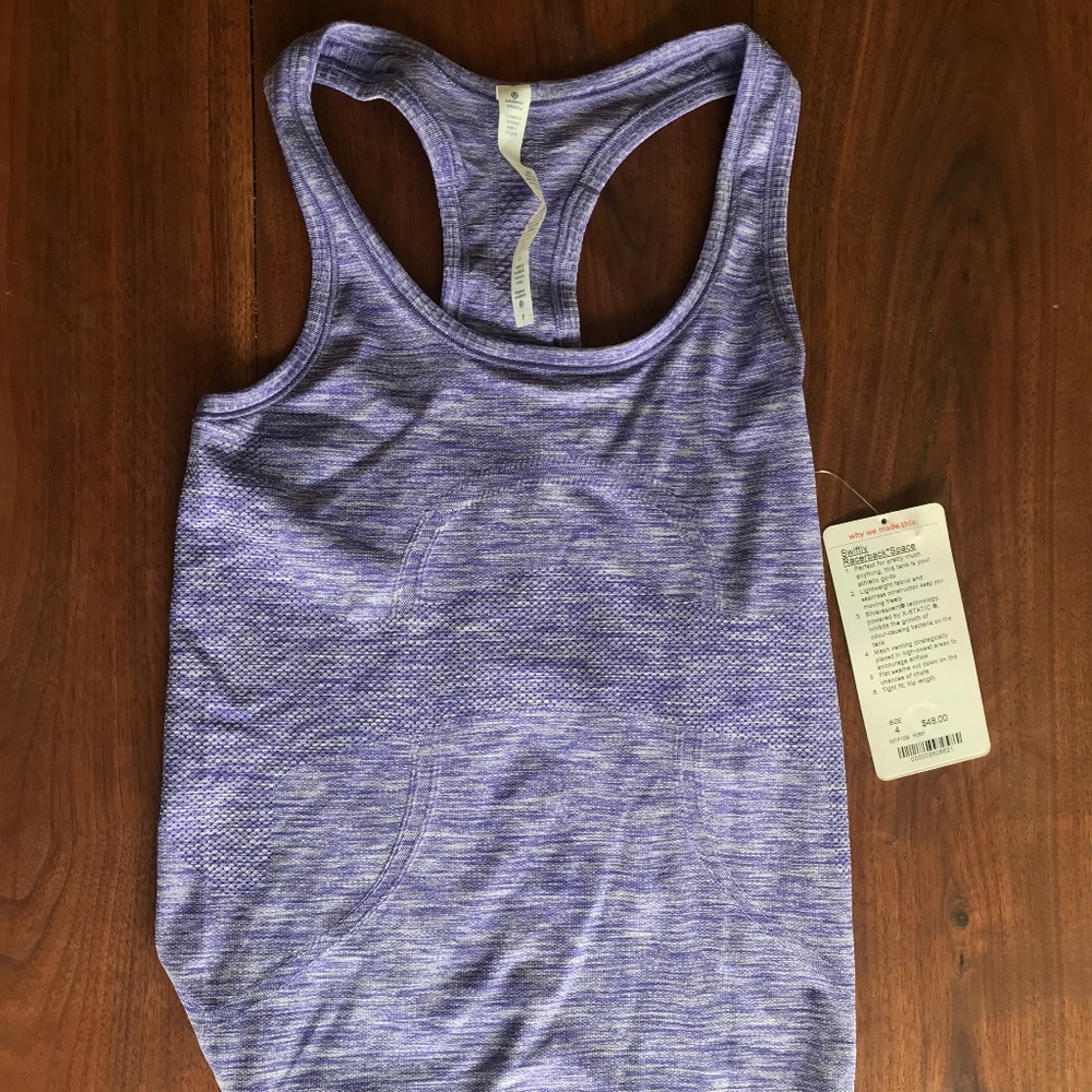 NWT Lululemon tank Size 4